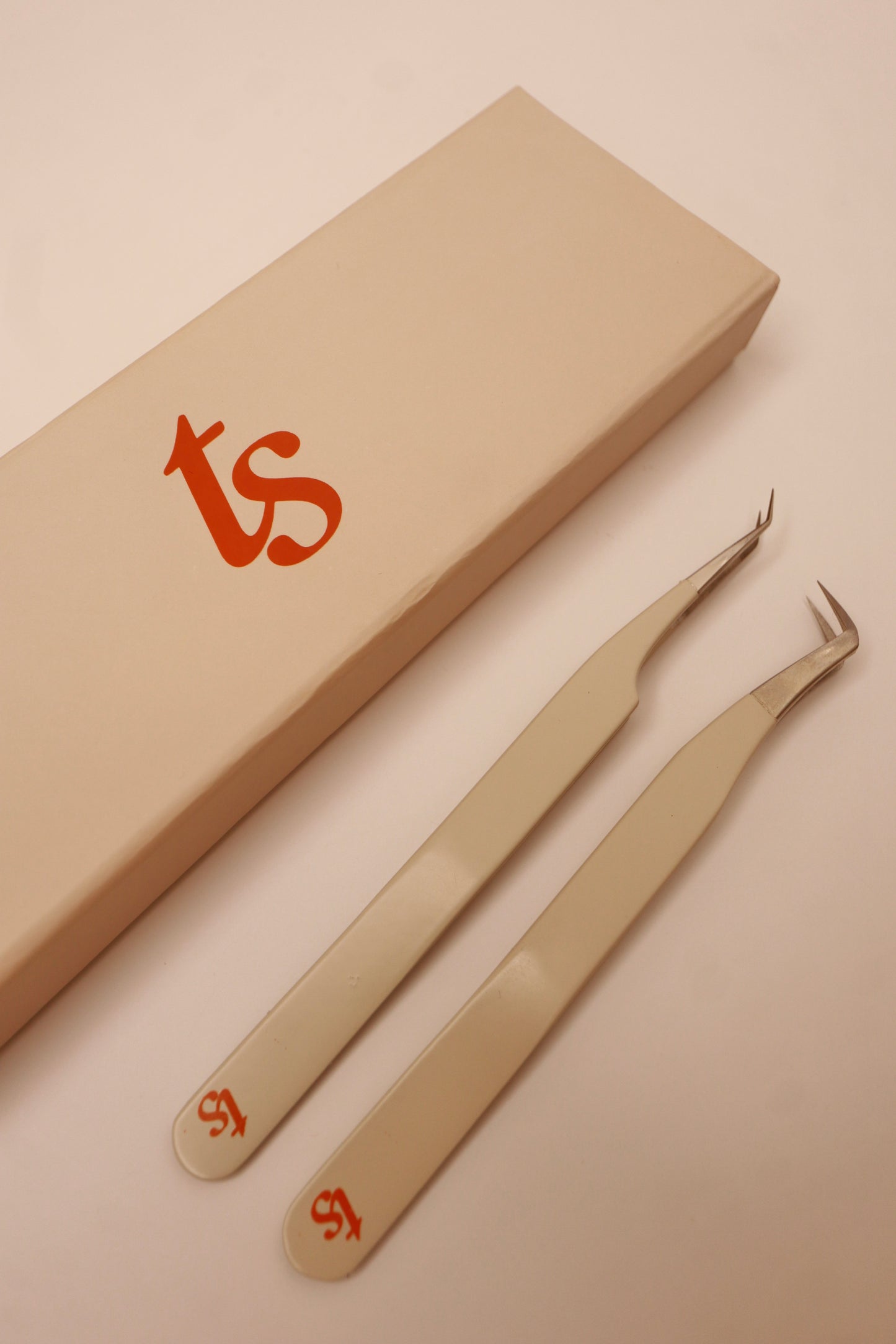 Volume Tweezer Duo